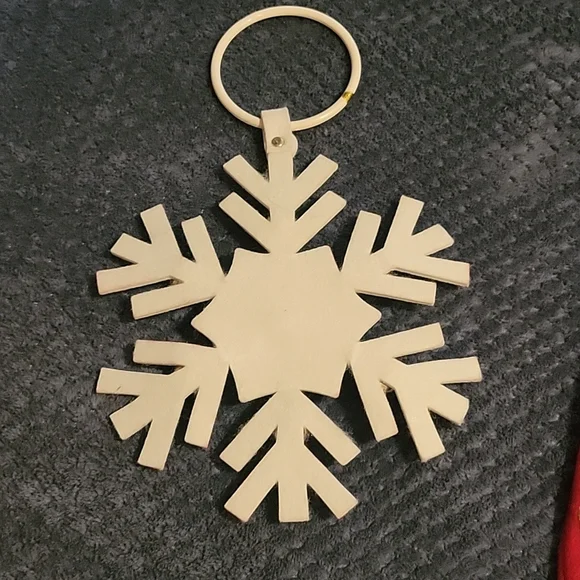 NEW SET OF 4 CHRISTMAS DECORATIONS - Picture 9 of 17